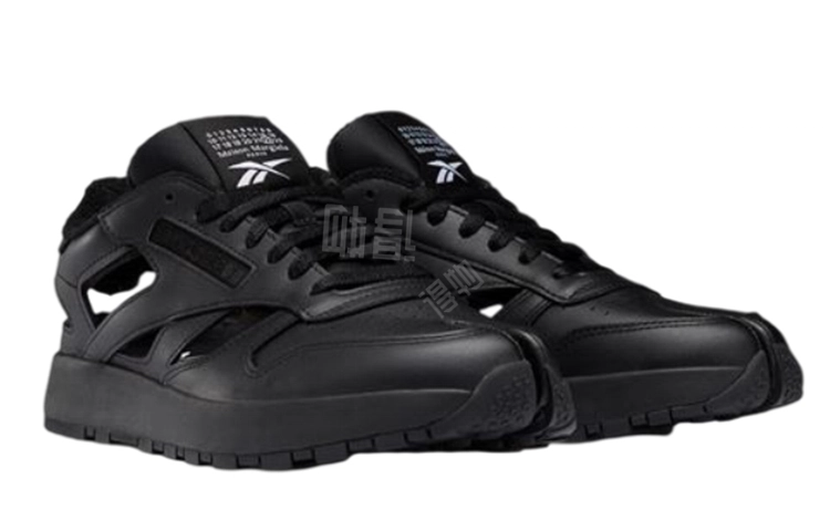 Reebok x Maison Margiela Tabi