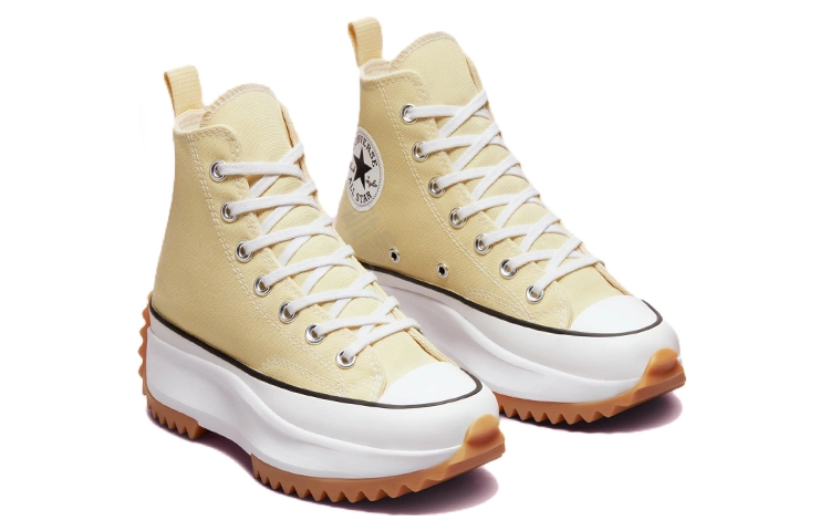 Converse Run Star Hike