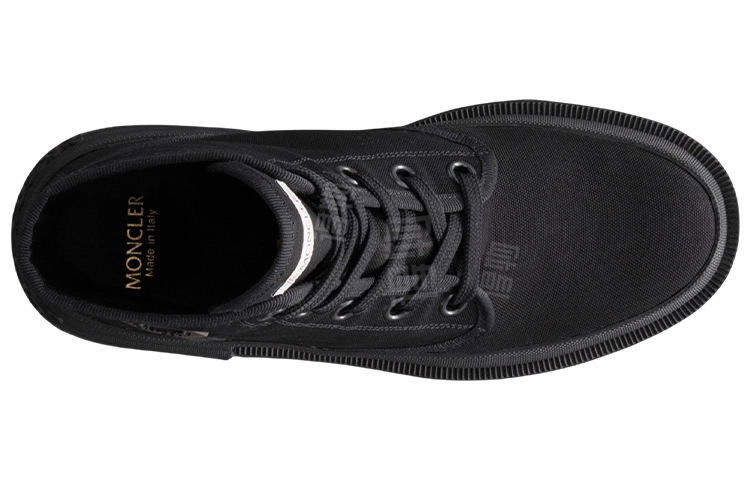 Moncler Pyla