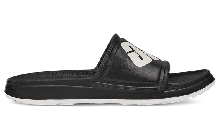 UGG Wilcox Slide Chopd