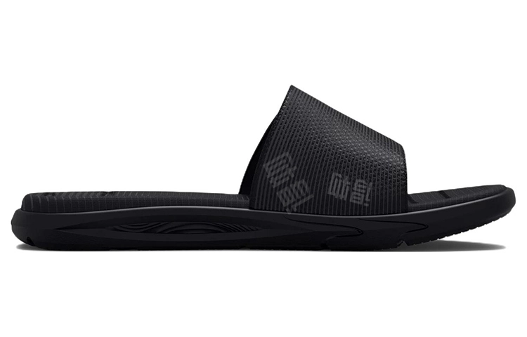 Under Armour Mercenary