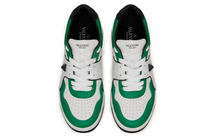 Valentino One Stud