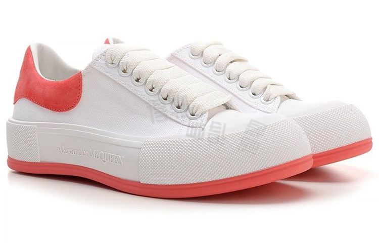 Alexander McQueen Tread Slick