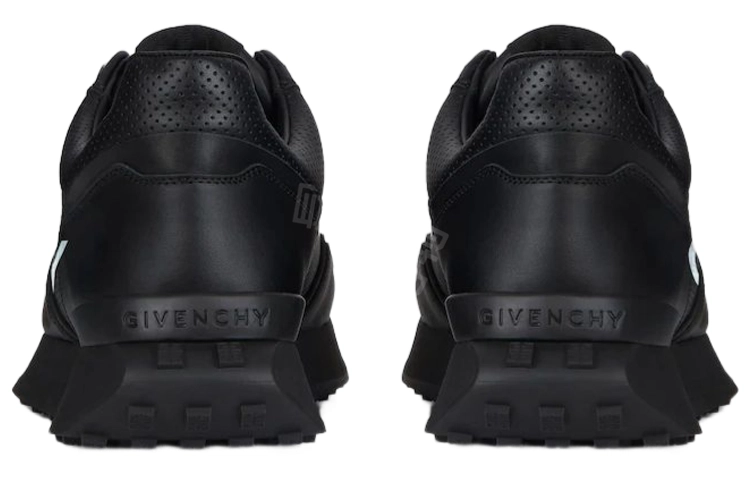 GIVENCHY