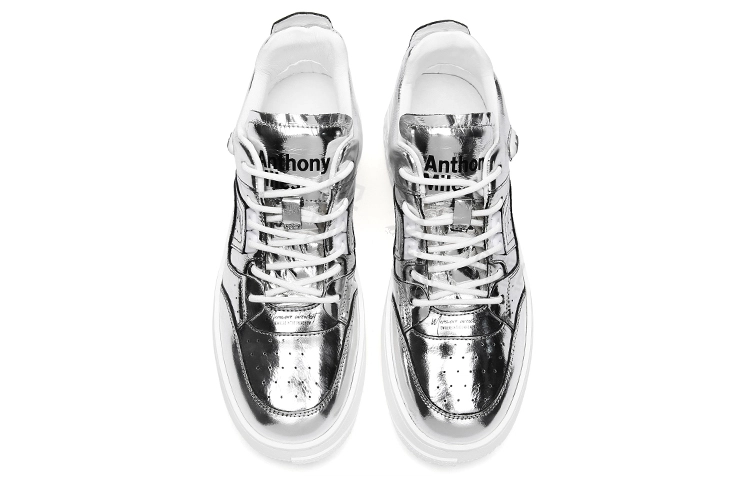 Anthony Miles
