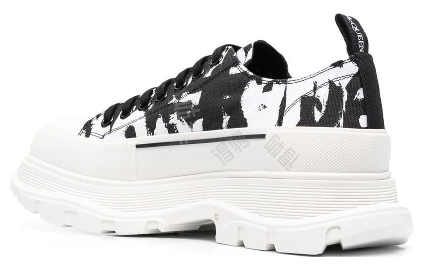 Alexander McQueen Tread Slick