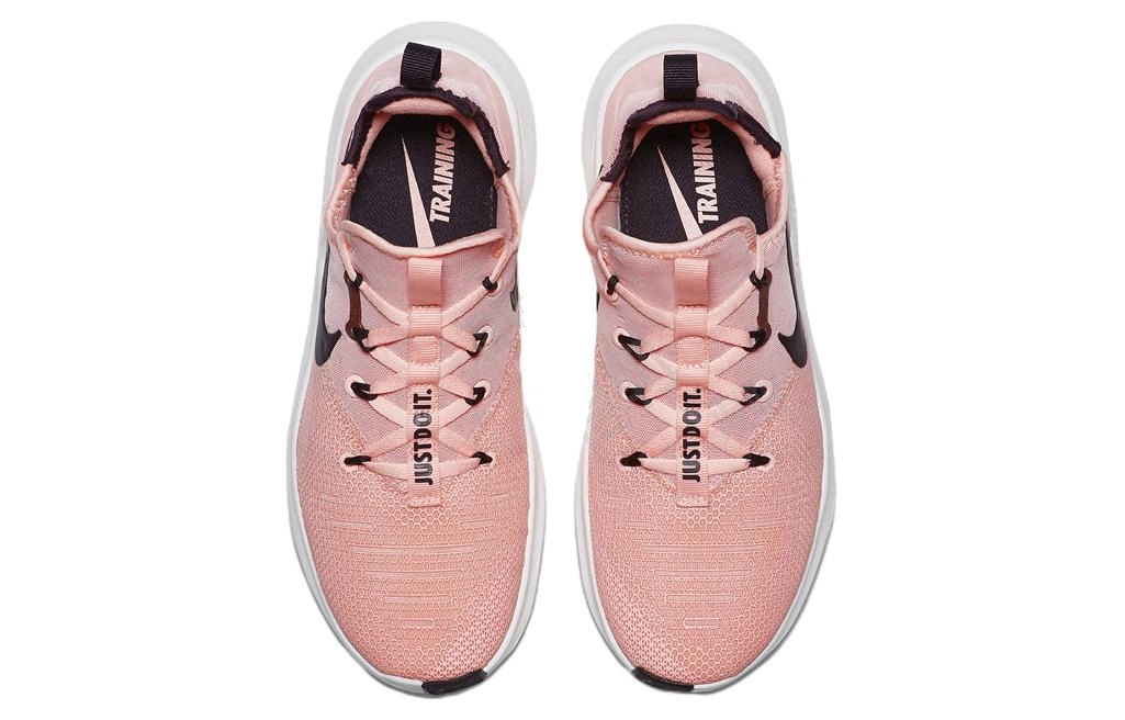 Nike Free TR 8