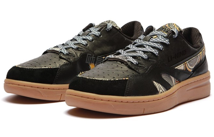 LiNing Deluxe Low