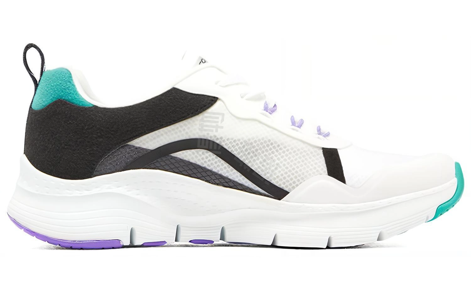 Skechers