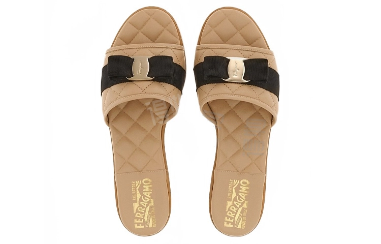FERRAGAMO Vara