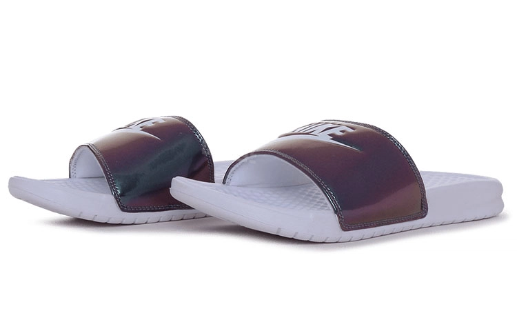 Nike Benassi