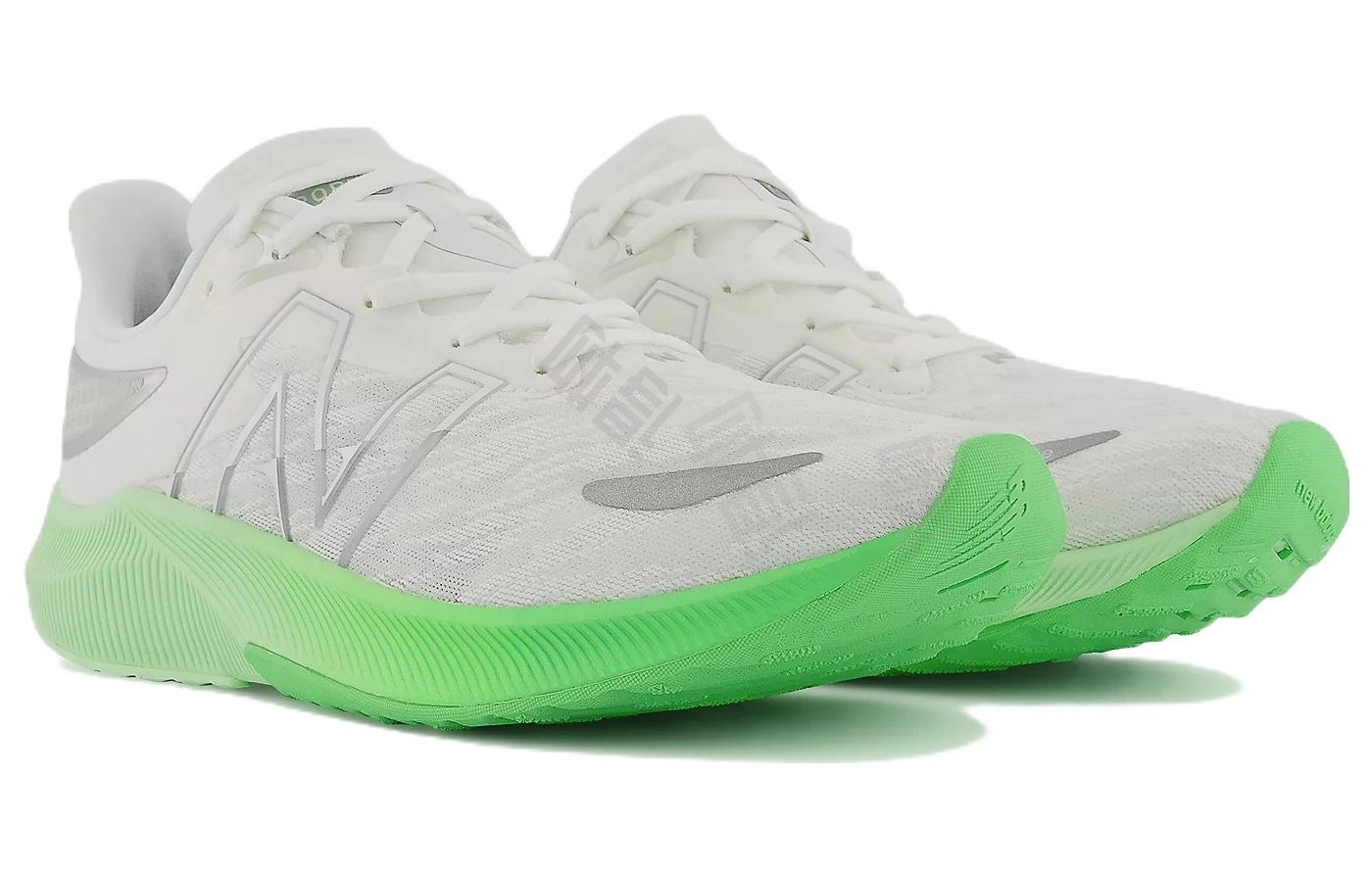 New Balance NB FuelCell Propel v3