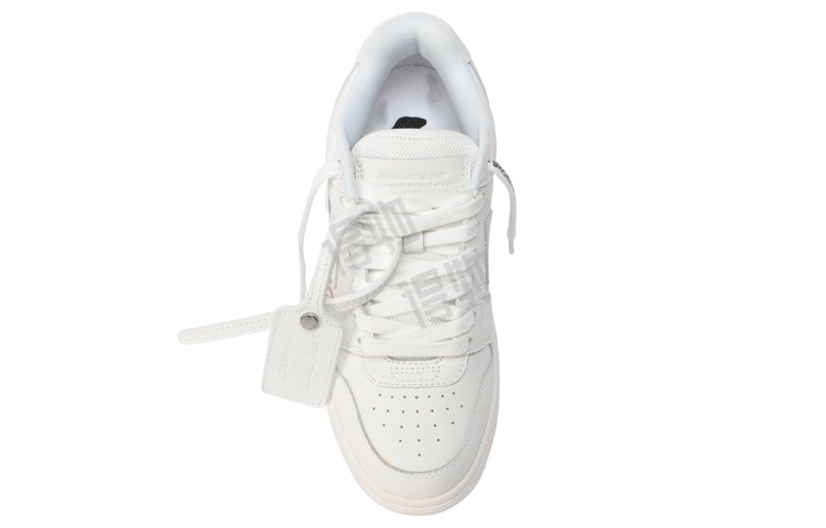 OFF-WHITE