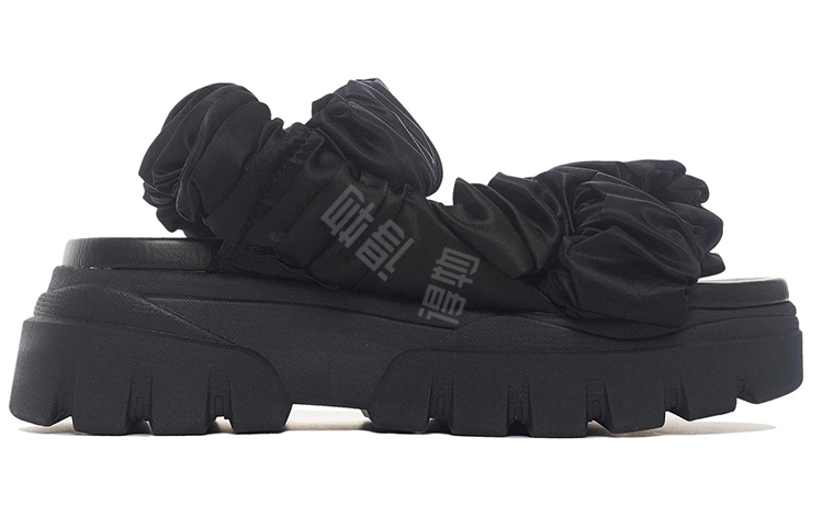 LiNing Hiker