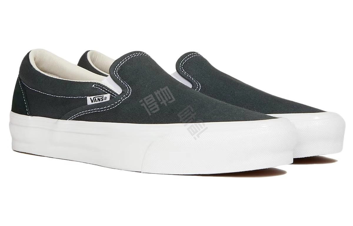 Adsum x Vans slip-on Vault LX