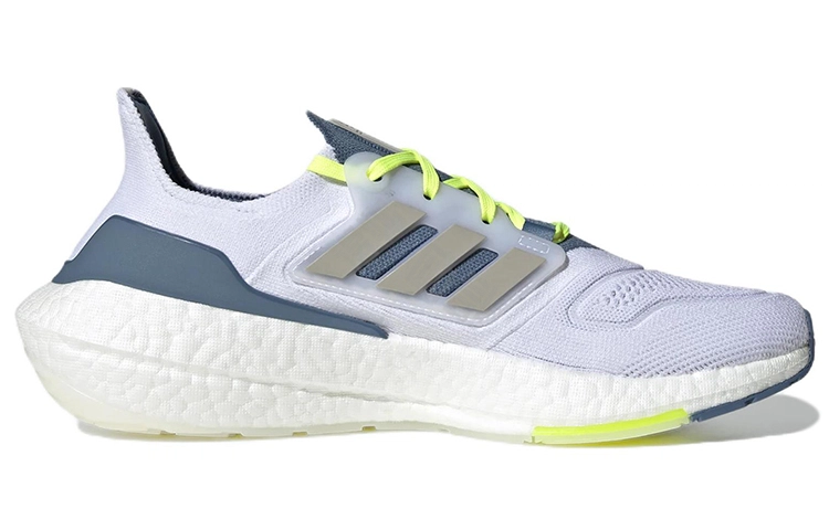 adidas Ultraboost 22