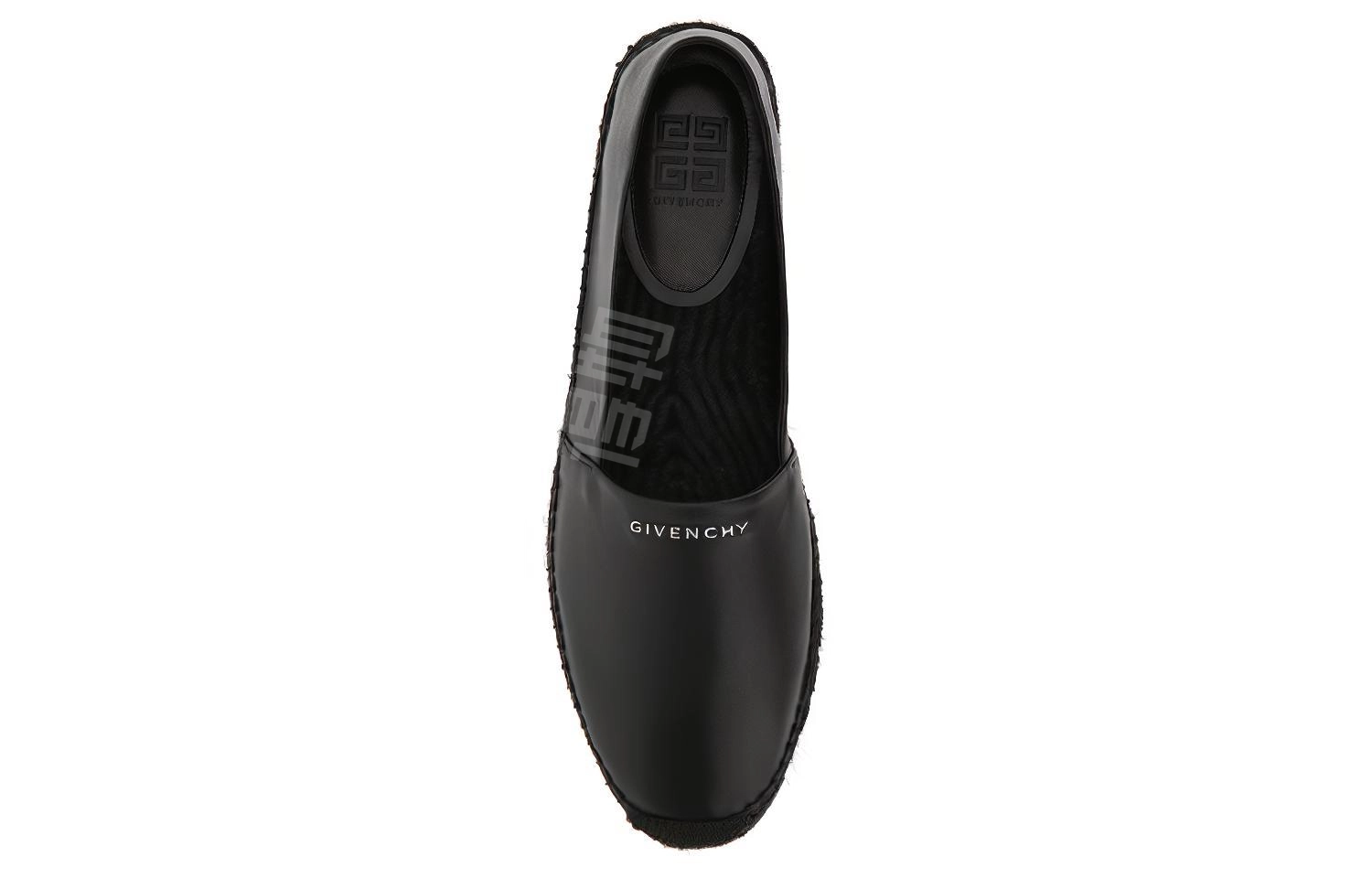 GIVENCHY
