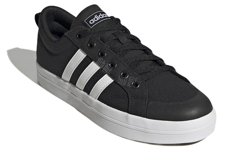 adidas neo Bravada