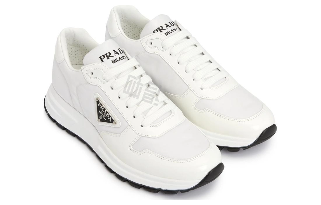 PRADA Prax 01