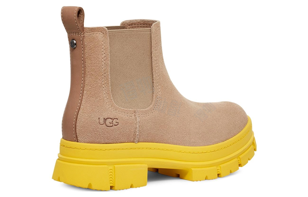 UGG
