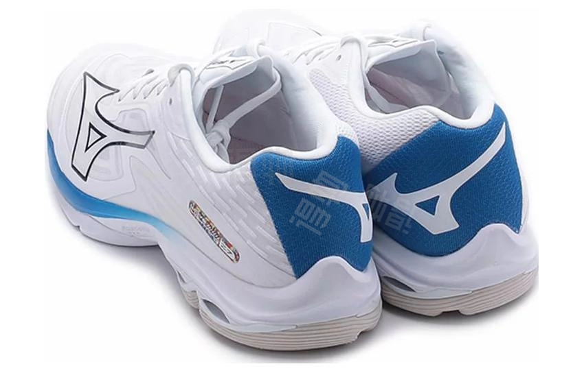Mizuno Wave Lightning Z7