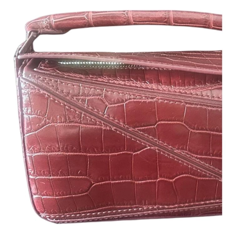 LOEWE Puzzle