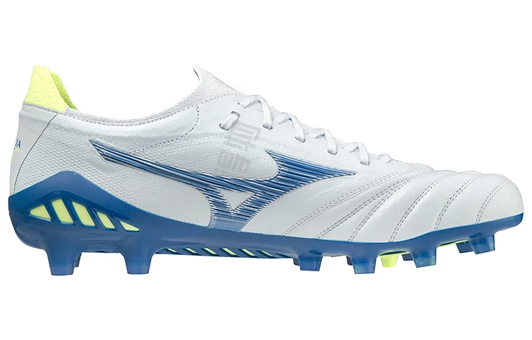 Mizuno Morelia Neo 3