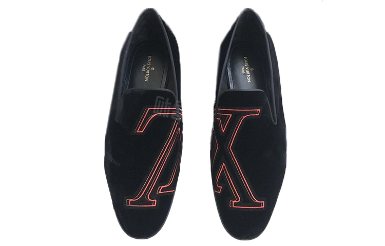 LOUIS VUITTON Club