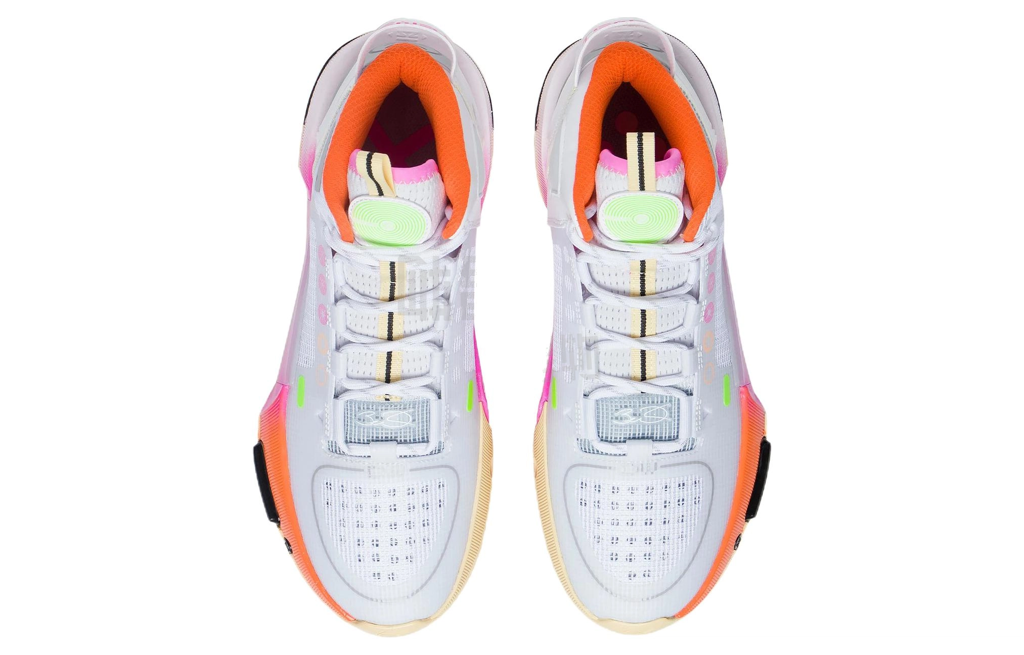 LiNing 4 TPU