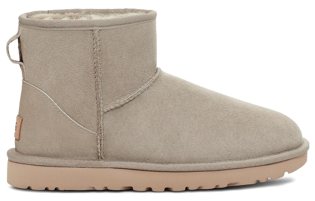 UGG