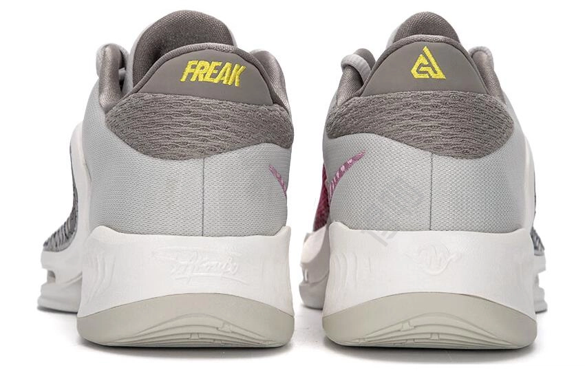 Nike Zoom Freak 4 EP 4 "Barely Volt"