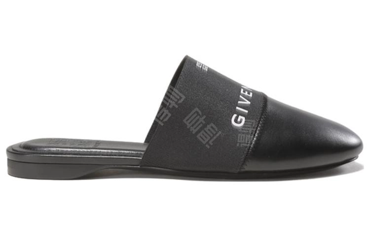 GIVENCHY