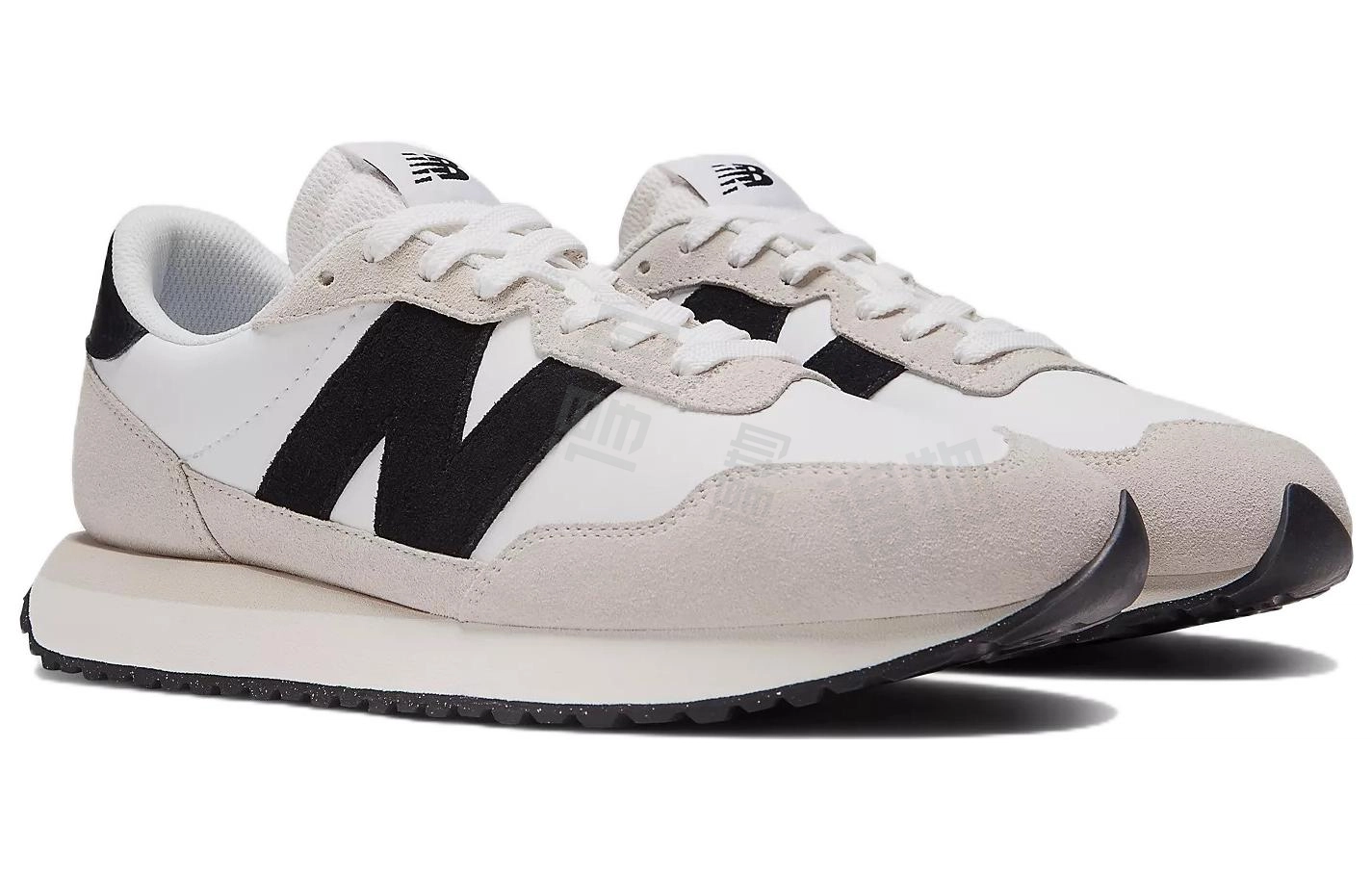New Balance NB 237