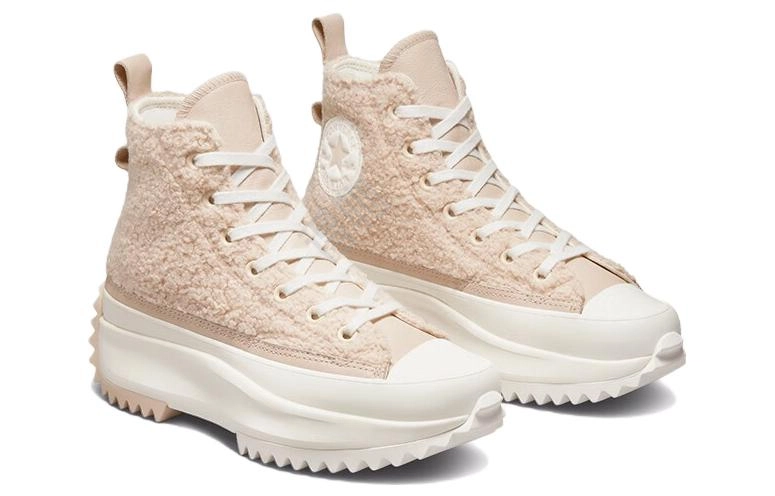 Converse Run Star Hike