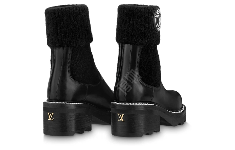 LOUIS VUITTON Beaubourg