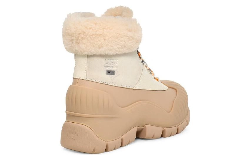 UGG