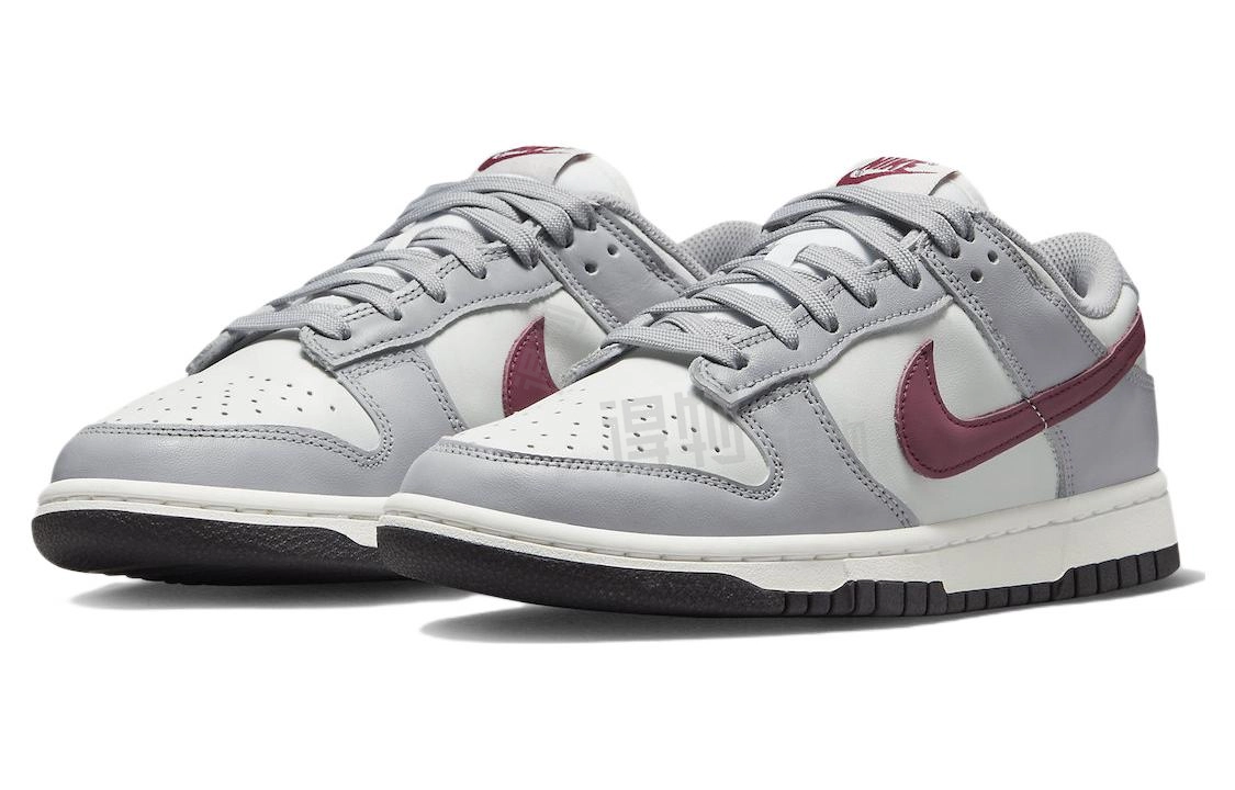 Nike Dunk Low "GreyWhite"