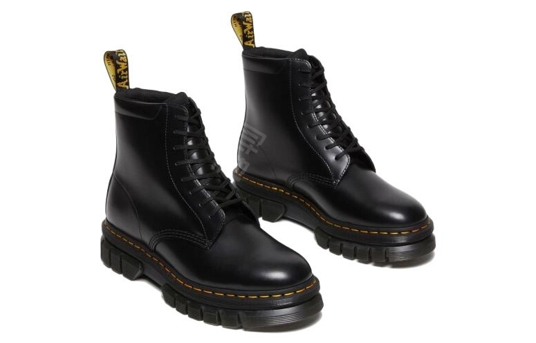 Dr.Martens