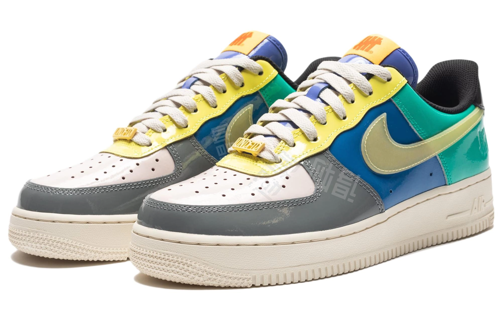 Undefeated x Nike Air Force 1 Low 'Topaz Gold'