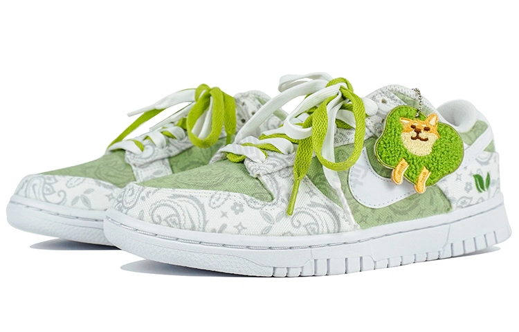 Nike Dunk Low ESS "White Paisley" K999