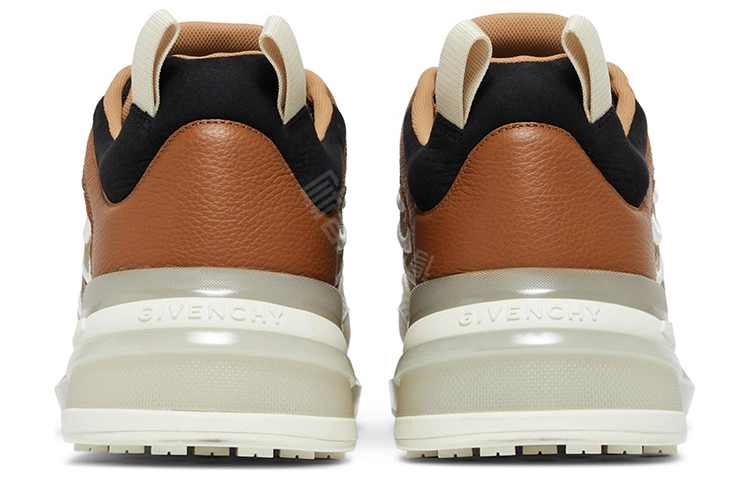 GIVENCHY