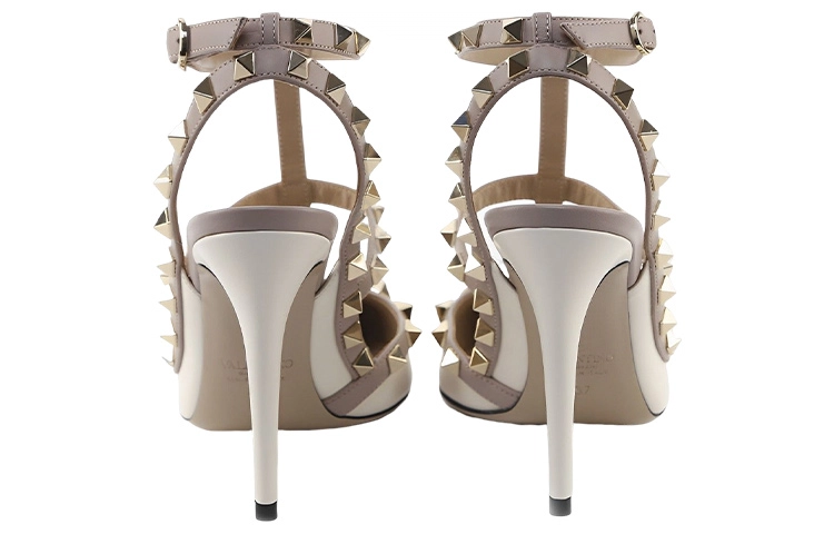 Valentino Rockstud