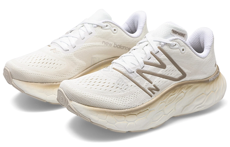 New Balance Fresh Foam X More v4