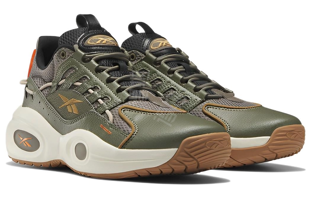 Reebok Solution Mid