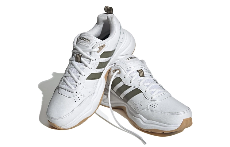 adidas neo Strutter