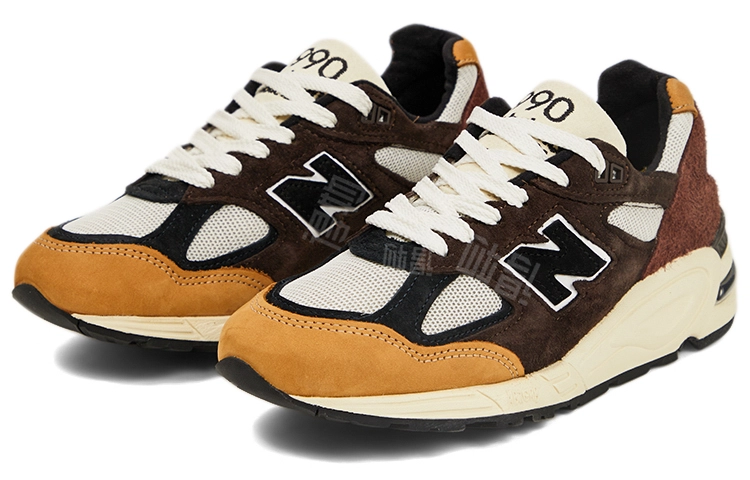 New Balance NB 990 V2
