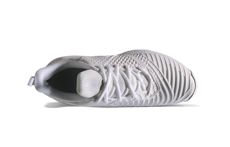 YONEX