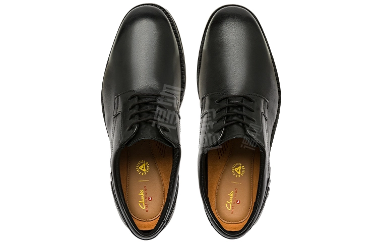 clarks
