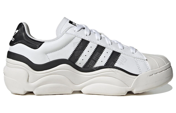 adidas originals Superstar Millencon
