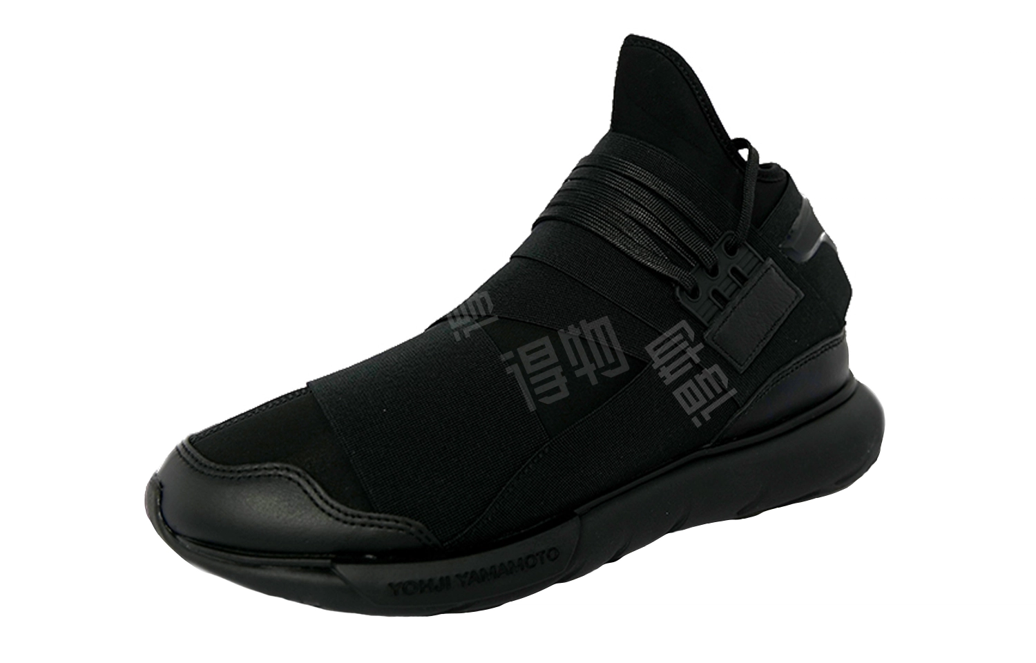 Y-3 Qasa